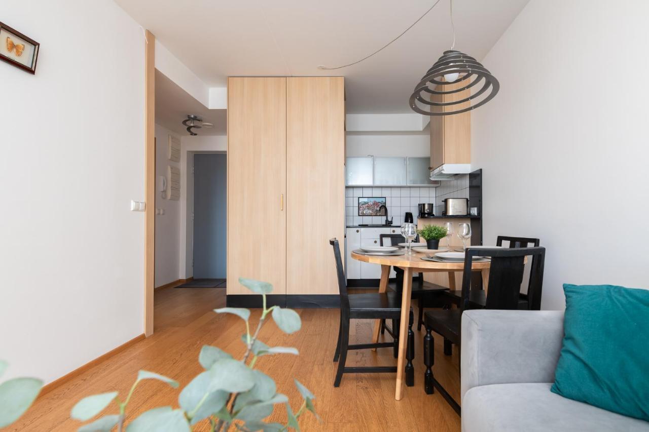 Orange Sipelga Balcony & Free Parking Apartamento Talin Exterior foto
