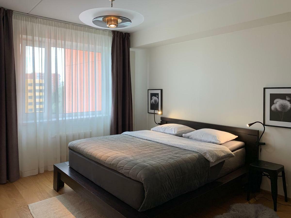 Orange Sipelga Balcony & Free Parking Apartamento Talin Exterior foto